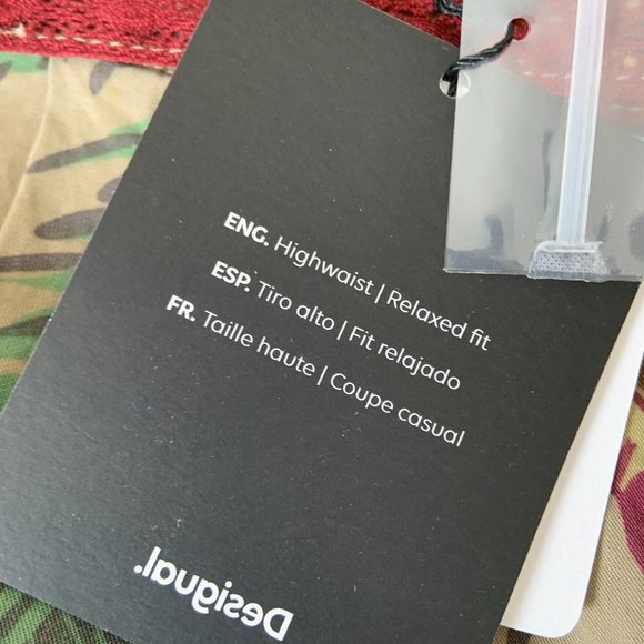 Women's Desigual Red Brown Relaxed High Waist Shorts Tropical Print Size S - Picture 13 of 16